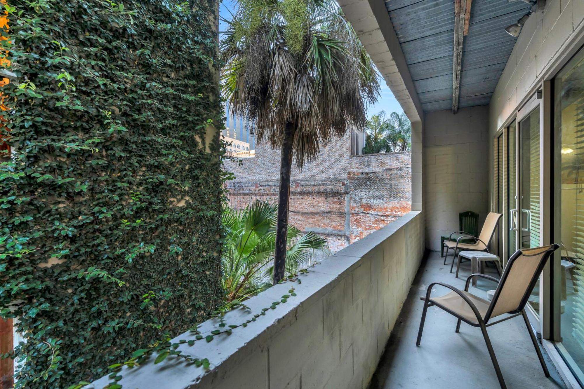 Hotel De L'Eau Vive New Orleans Oda fotoğraf